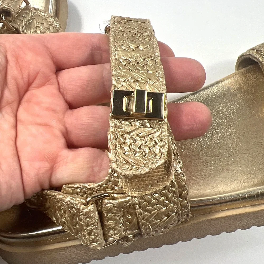 Steve Madden Kids Mona Gold Raffia Platform Sandals Size 4 Metallic Summer Beach